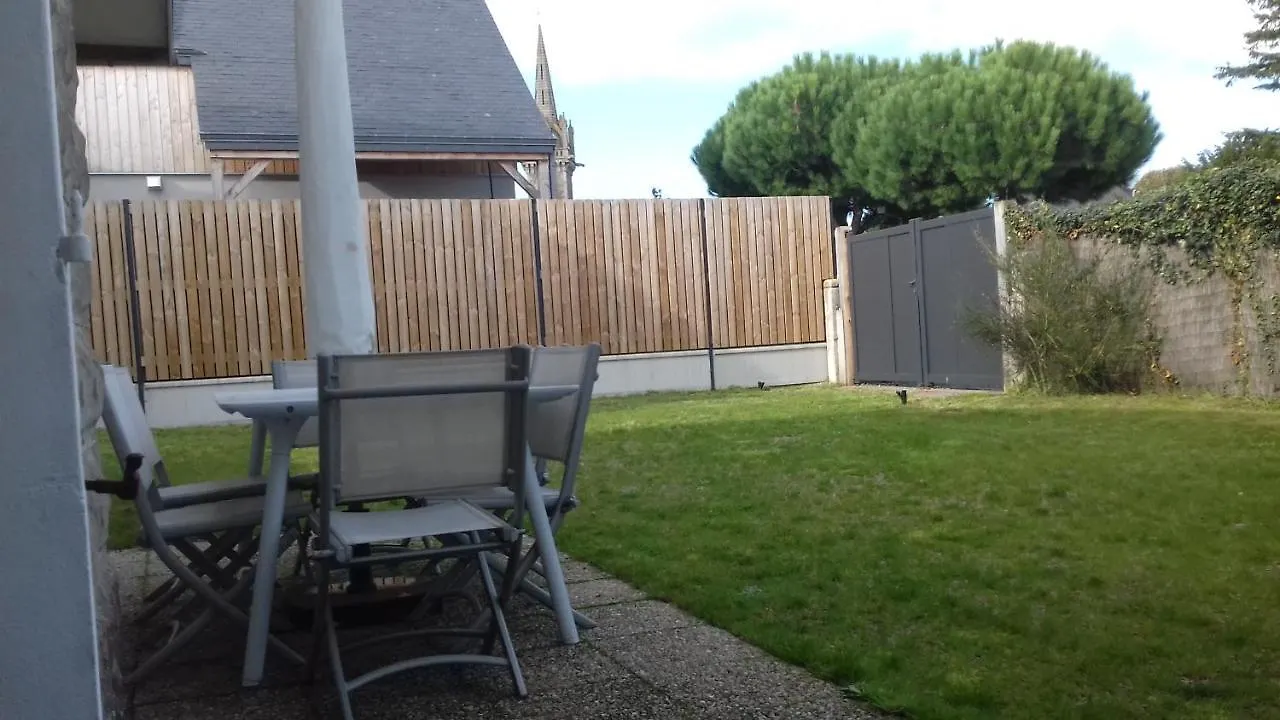 Saint Jacut De La Mer, Maison Avec Jardin. Saint-Jacut-de-la-Mer
